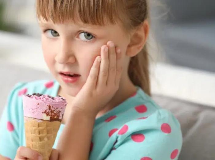 Sensitive Teeth: Causes, Solutions, and Maintaining Comfort