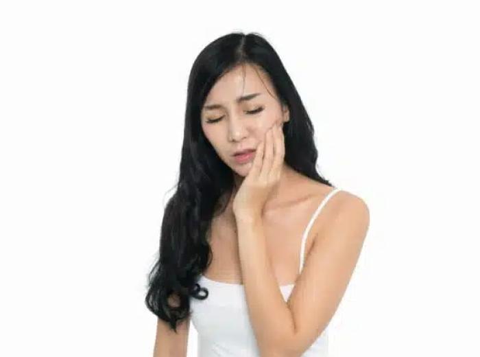 How Does Fluoride Help in Dealing with Tooth Sensitivity?