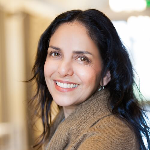 Portrait of Dr. Saba Rizvi, dentist